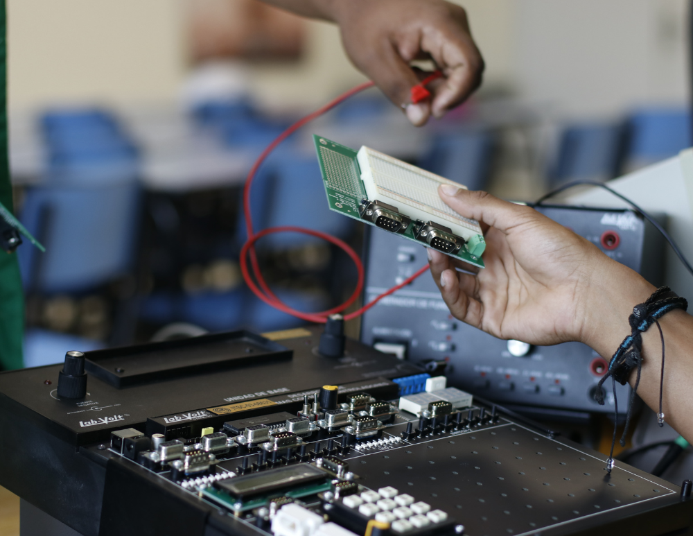 about-01 innovation-lab-2